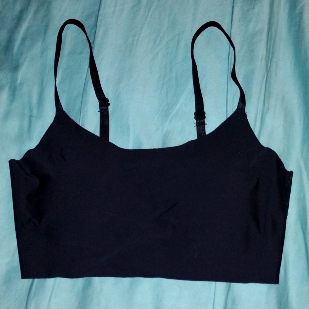 Third love NWOT sport bra M black light support adjustable strap wireless bra